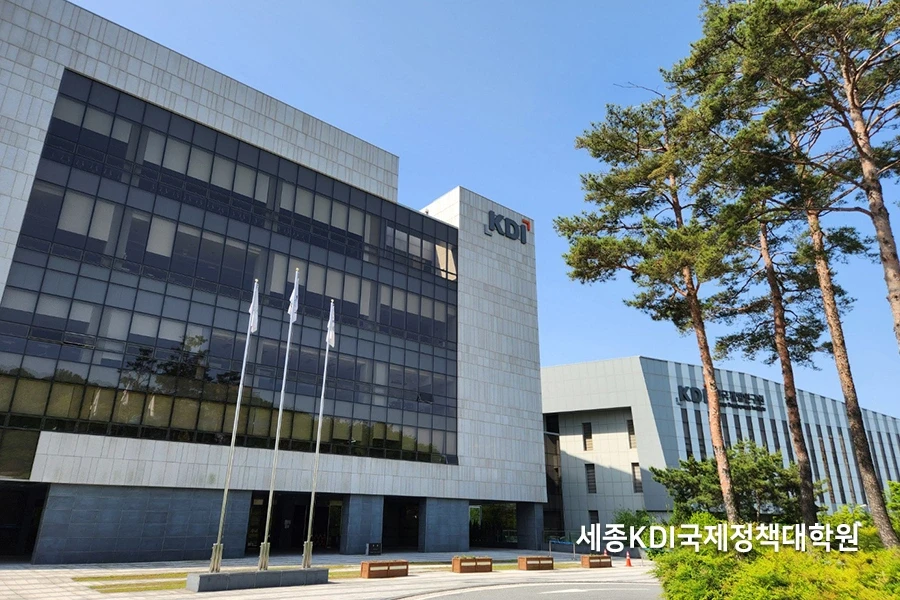 교육기관 열차단필름 시공 현장